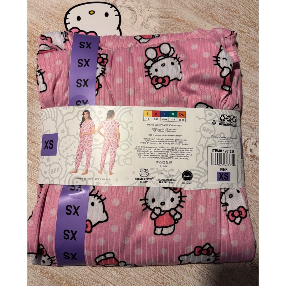 NWT Hello Kitty Pajama Set Women XS Pink Short Sleeve Jogger Ribbed Sanrio NEW - Picture 3 of 4